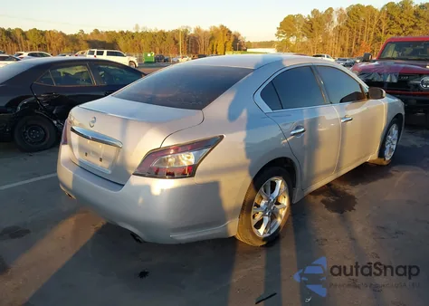 2014 Nissan Maxima 3.5 S z USA, uszkodzony, nr VIN 1N4AA5AP3EC444575